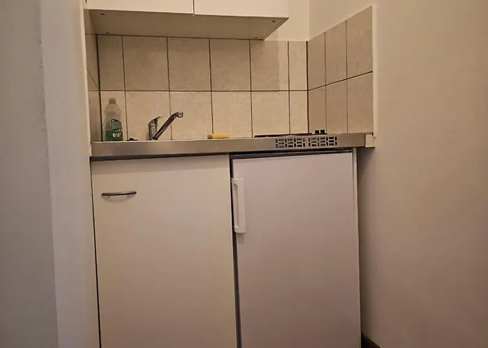 38m2 Near Center